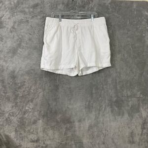 GAP Linen Rayon shorts Women size XL White Coastal  Elastic  4”Inseam Pockets